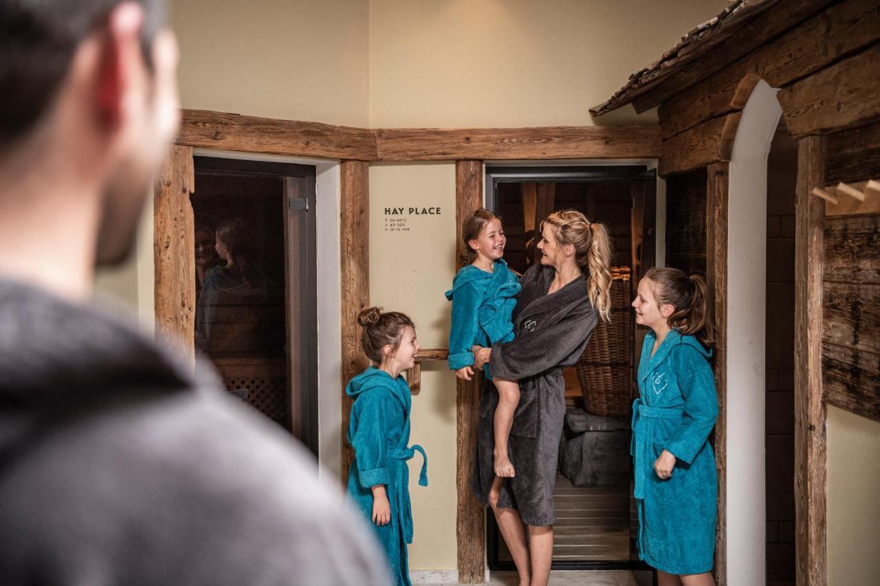 Feuerstein Nature Family Resort Colle Isarco Kültér fotó